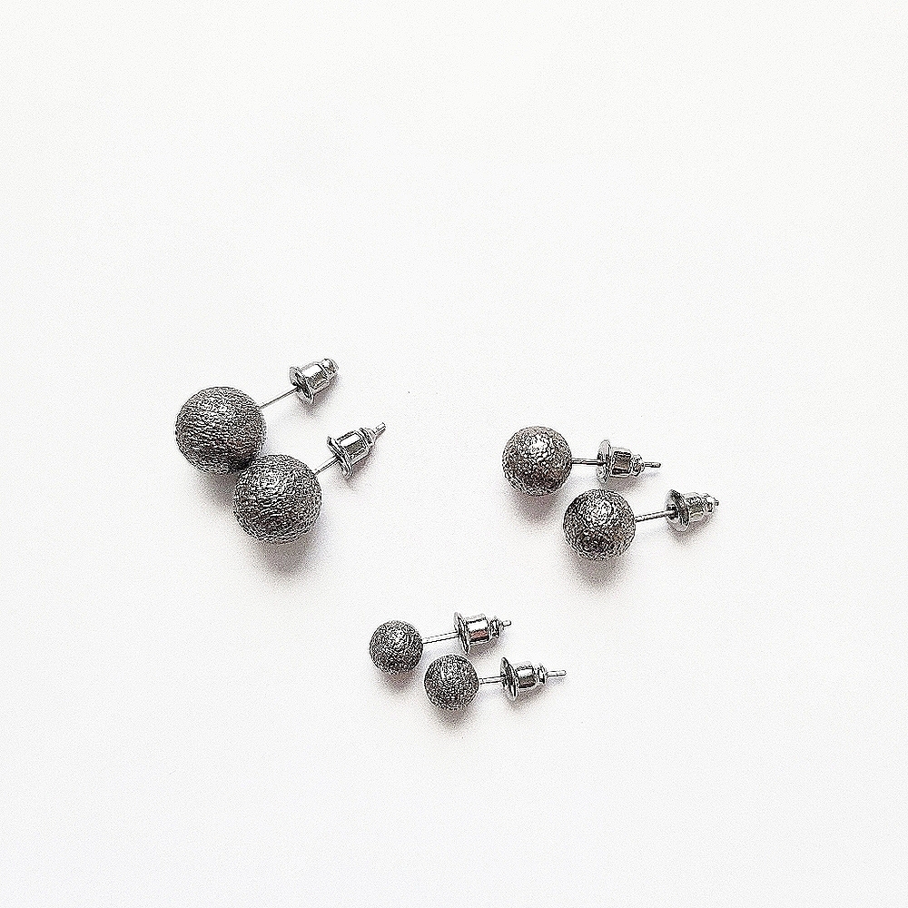 9/20 SILVER STUD